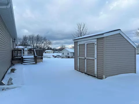 355 S Chippewa, Shepherd, MI 48883 photo 18