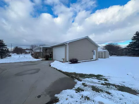 355 S Chippewa, Shepherd, MI 48883 photo 17
