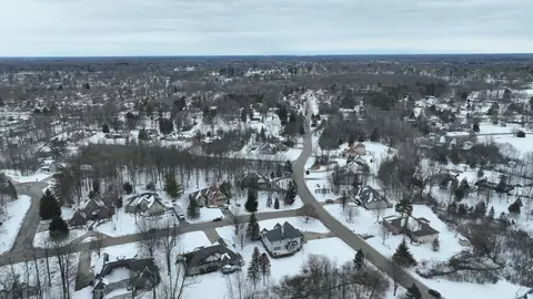 View/Area - 730 Shady Brk, Flushing, MI 48433 photo 3 of 11
