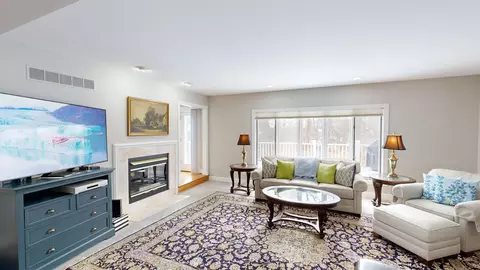 Living - 730 Shady Brk, Flushing, MI 48433 photo 5 of 10