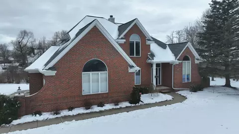 Exterior - 730 Shady Brk, Flushing, MI 48433 photo 4 of 21