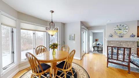 Dining - 730 Shady Brk, Flushing, MI 48433 photo 1 of 11