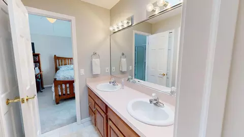 Bath - 730 Shady Brk, Flushing, MI 48433 photo 4 of 5