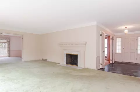 Living - 82 Blairmoor, Grosse Pointe Shores, MI 48236 photo 2 of 5