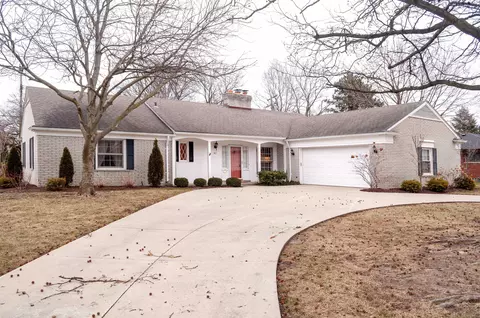 Exterior - 82 Blairmoor, Grosse Pointe Shores, MI 48236 photo 3 of 10