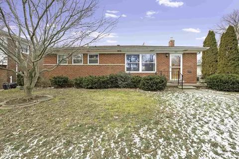 861 Grosse Pointe, Grosse Pointe, MI 48230