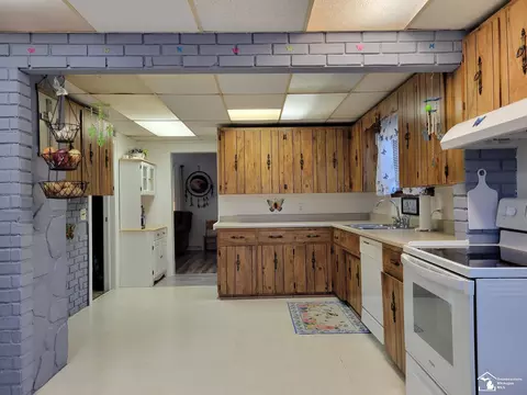 Kitchen - 926 N Monroe, Monroe, MI 48162 photo 1 of 3