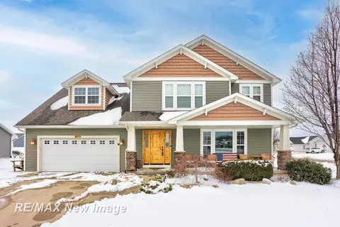 8703 Cottonwood, Freeland, MI 48623