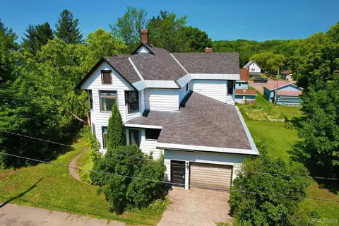 23146 Fir Ave, Dollar Bay, MI 49922