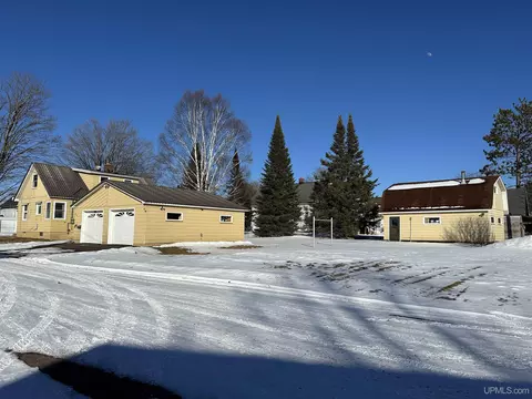 Exterior - 202 Hancock, Wakefield, MI 49968 photo 9 of 9