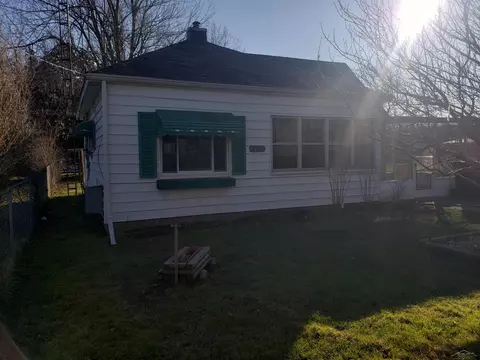 147 W Maple, Montrose, MI 48457