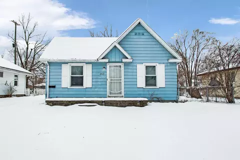 2427 Barth, Flint, MI 48504