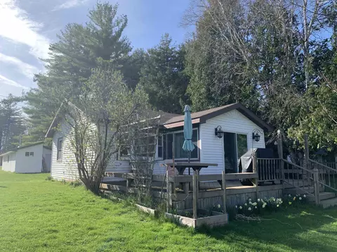 5169 Martin, Beaverton, MI 48612