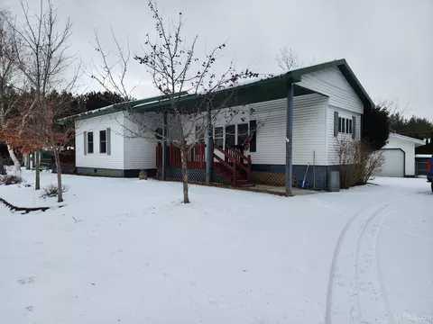 3865 145, Escanaba, MI 49829