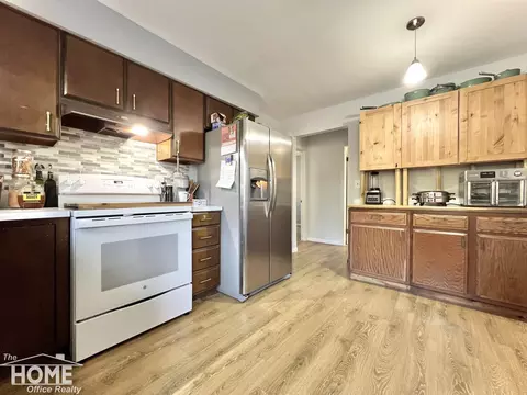Kitchen - 202 Middleton, Owosso, MI 48867 photo 7 of 11