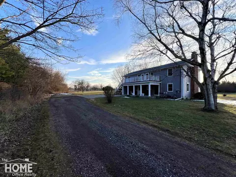 Exterior - 202 Middleton, Owosso, MI 48867 photo 7 of 26
