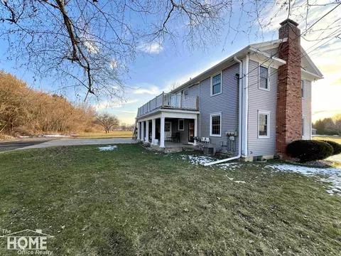 Exterior - 202 Middleton, Owosso, MI 48867 photo 6 of 26