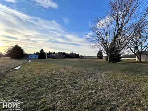 Exterior - 202 Middleton, Owosso, MI 48867 photo 20 of 26