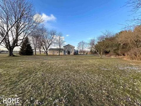 Exterior - 202 Middleton, Owosso, MI 48867 photo 19 of 26