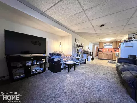 Living - 202 Middleton, Owosso, MI 48867 photo 12 of 13