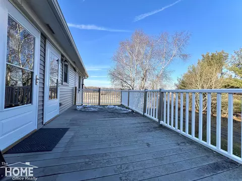 Exterior - 202 Middleton, Owosso, MI 48867 photo 14 of 26