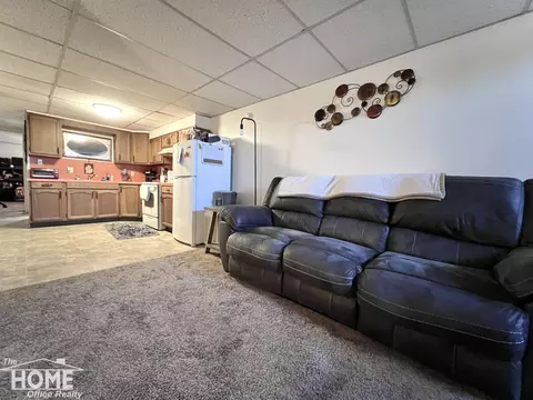 Living - 202 Middleton, Owosso, MI 48867 photo 13 of 13