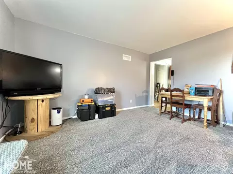 Living - 202 Middleton, Owosso, MI 48867 photo 8 of 13
