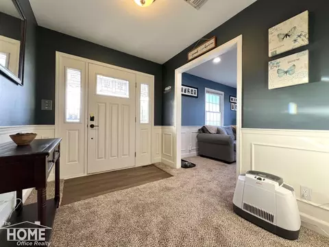 Entry Way - 202 Middleton, Owosso, MI 48867 photo 1 of 1