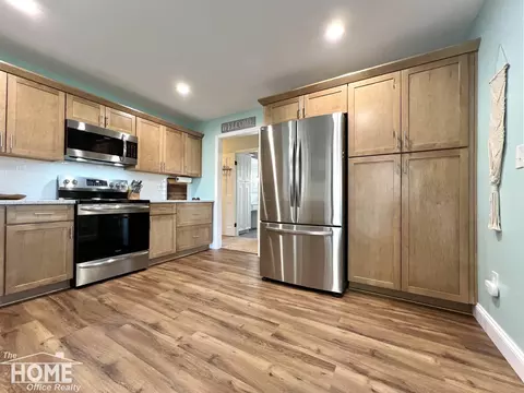 Kitchen - 202 Middleton, Owosso, MI 48867 photo 3 of 11
