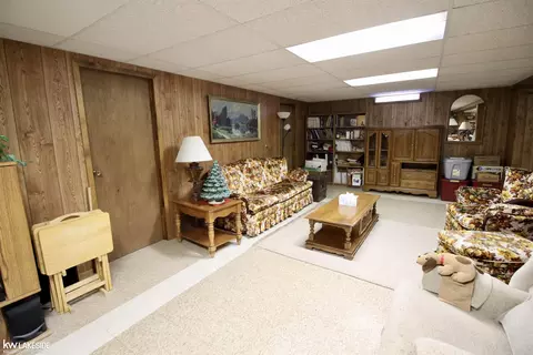 Living - 46259 Butte, Macomb, MI 48044 photo 3 of 4