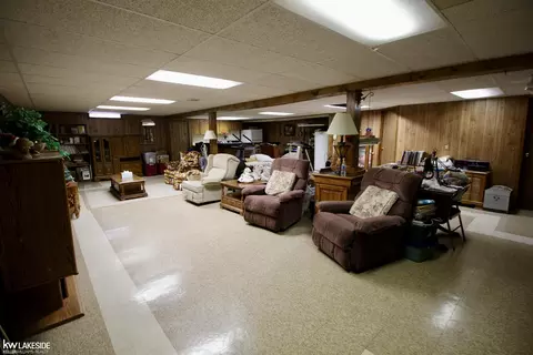 Living - 46259 Butte, Macomb, MI 48044 photo 4 of 4