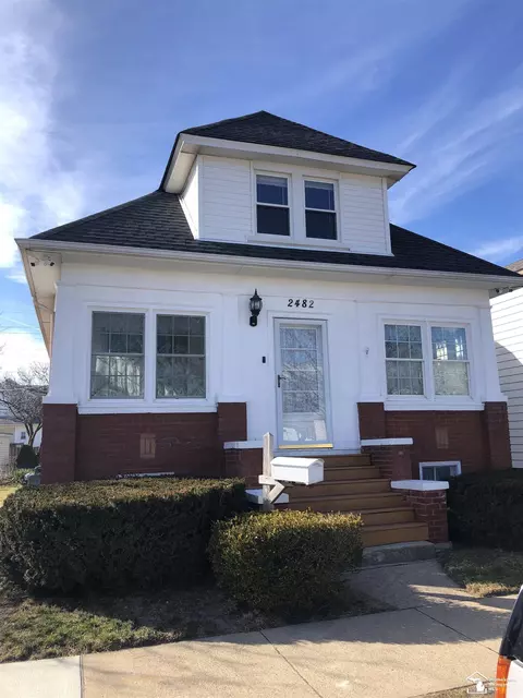 2482 Cora, Wyandotte, MI 48192