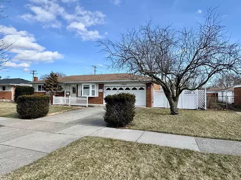 Exterior - 32022 Bunert, Warren, MI 48088 photo 3 of 8