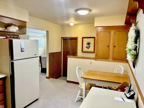 Kitchen - 32022 Bunert, Warren, MI 48088 photo 2 of 4