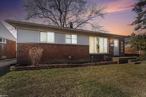 26211 Marlene, Roseville, MI 48066