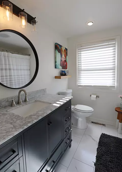 Bath - 5383 Applehill, Flushing, MI 48433 photo 2 of 2
