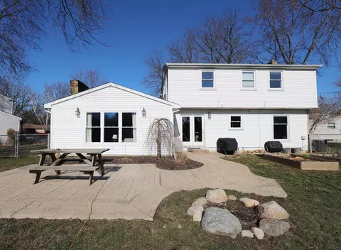 Exterior - 5383 Applehill, Flushing, MI 48433 photo 6 of 11