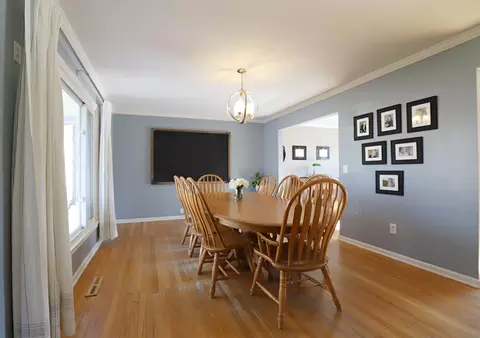Dining - 5383 Applehill, Flushing, MI 48433 photo 1 of 2