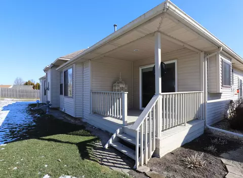 Exterior - 198 Primrose, Flushing, MI 48433 photo 7 of 13