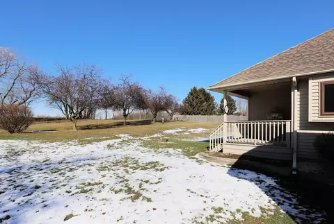 Exterior - 198 Primrose, Flushing, MI 48433 photo 5 of 13