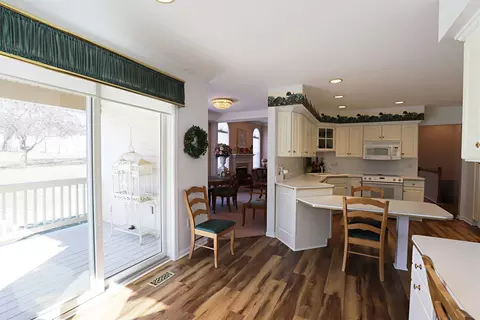 Dining - 198 Primrose, Flushing, MI 48433 photo 1 of 1