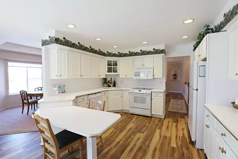 Kitchen - 198 Primrose, Flushing, MI 48433 photo 1 of 4