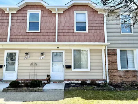 45860 Kensington, Utica, MI 48317