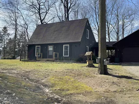 5326 Bent Oak, Adrian, MI 49221
