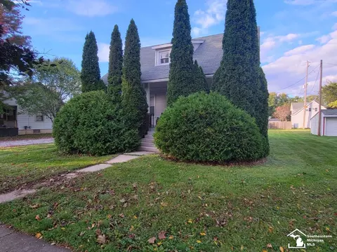 221 Gasner, Blissfield, MI 49228