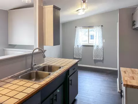 Kitchen - 1109 Macdonald, Flint, MI 48507 photo 1 of 2
