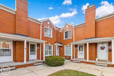 695 Saint Clair #7, Grosse Pointe, MI 48230