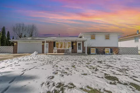 600 W Dawn, Freeland, MI 48623