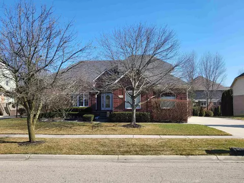 55814 Nicholas, Shelby Township, MI 48316