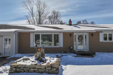 6221 W Vienna, Clio, MI 48420